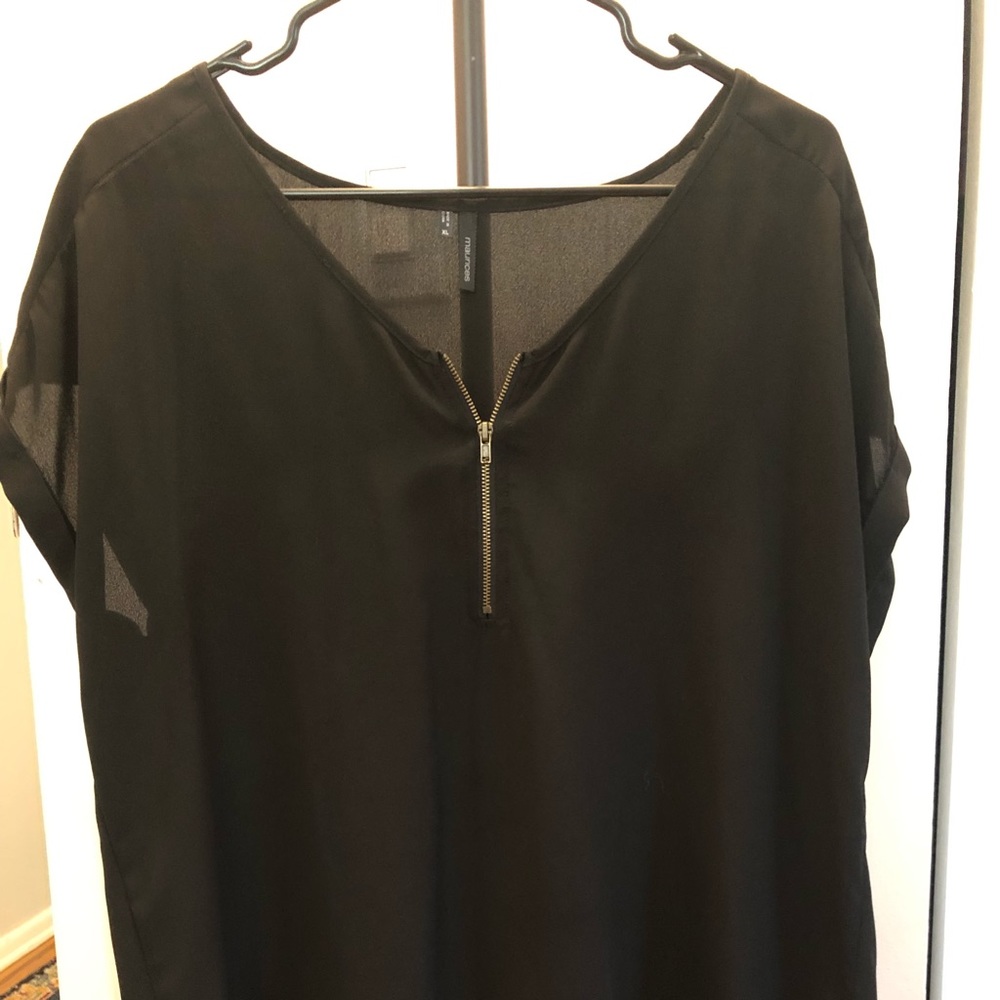 Maurice’s short sleeve top